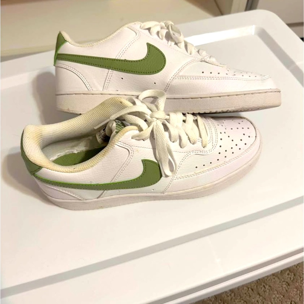 White and Green Nike Court vision low - 7.5 mens